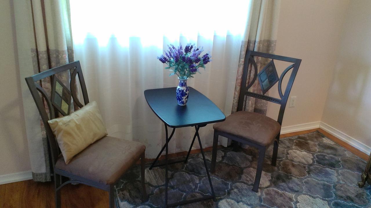 Hb Guest Home 5 Уотърлу Екстериор снимка